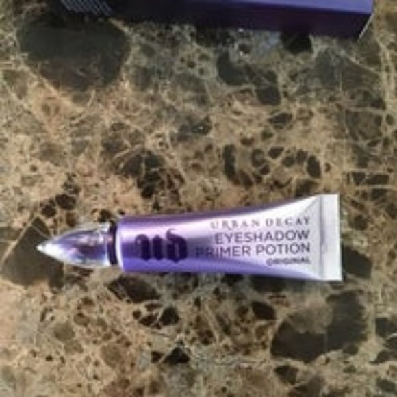 🎁NIB Urban Decay Original Eyeshadow Primer - Picture 4 of 4